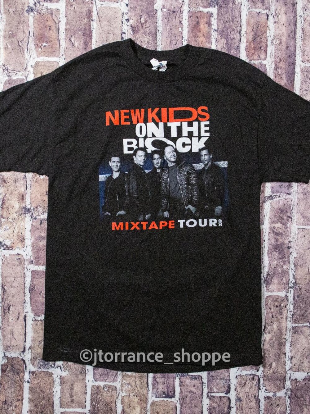 L ~New Kids on The Block Mixtape Tour Shirt salt-n-pepa naughty nature Graphic T